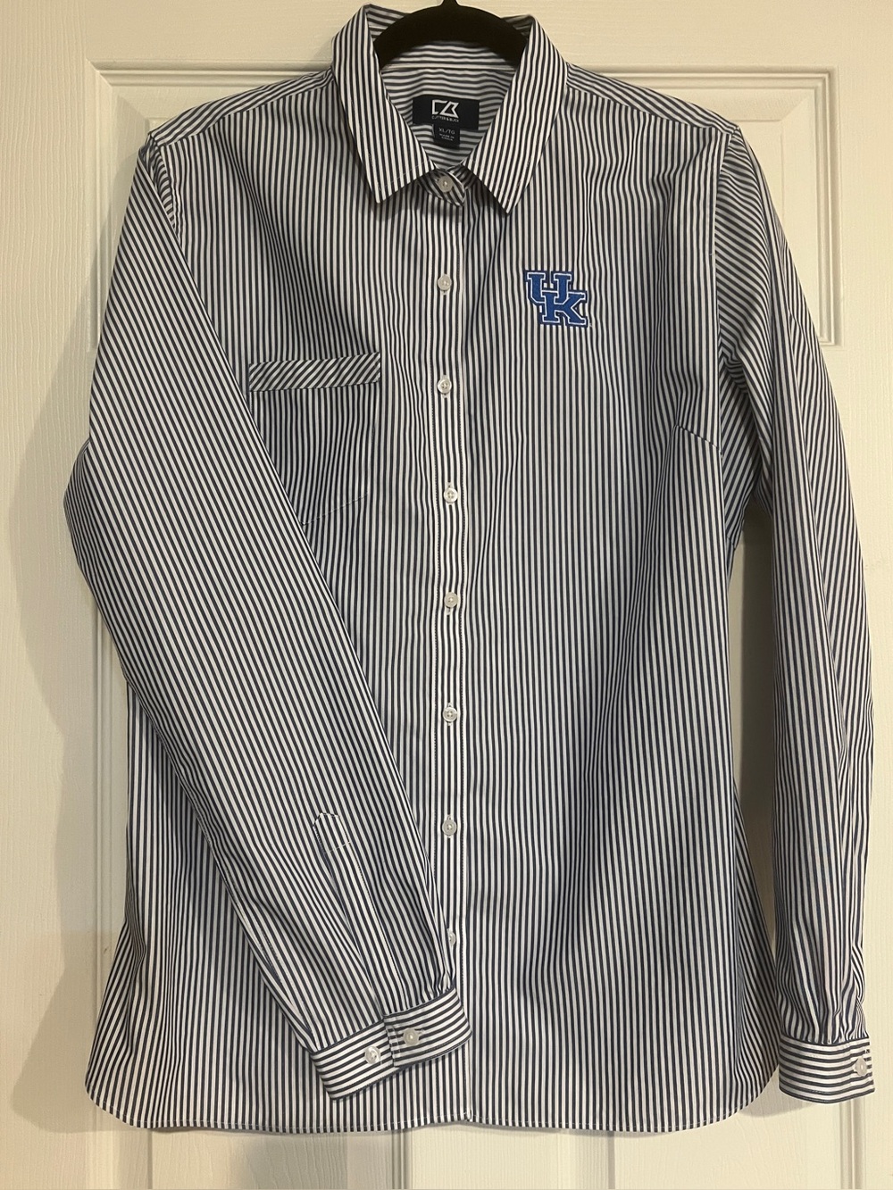 Cutter and Buck University of Kentucky UK Women’s Striped Button Up Blouse XL